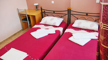 Askeli Lions2 Studios And Apartments מראה חיצוני תמונה